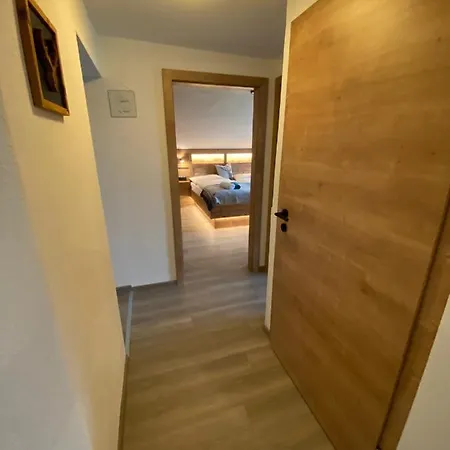 Tiroler Alpblick Apartamento *