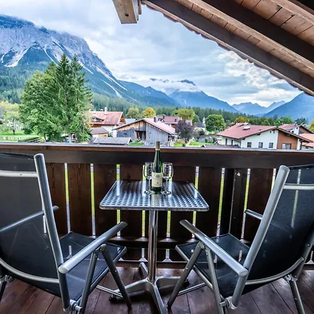 Tiroler Alpblick Apartmán *