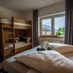 Tiroler Alpblick *